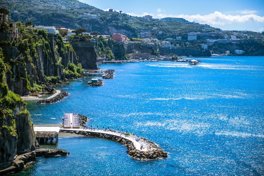 Hilton Sorrento Palace — Beach in Sorrento, Campania