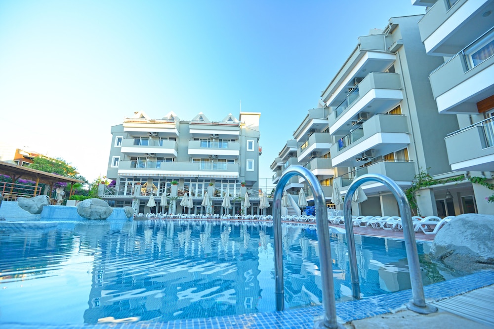 Begonville Hotel — Pool in Marmaris, Mugla