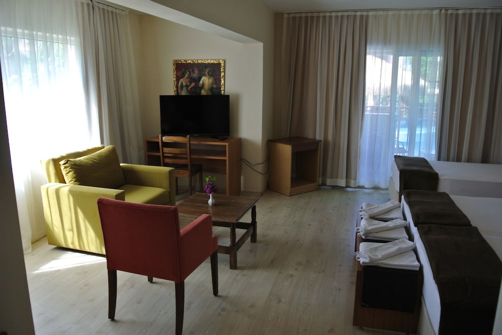 Begonville Hotel — Rooms in Marmaris, Mugla