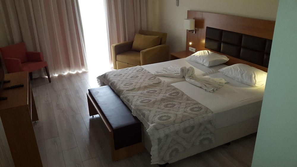 Begonville Hotel — Rooms in Marmaris, Mugla