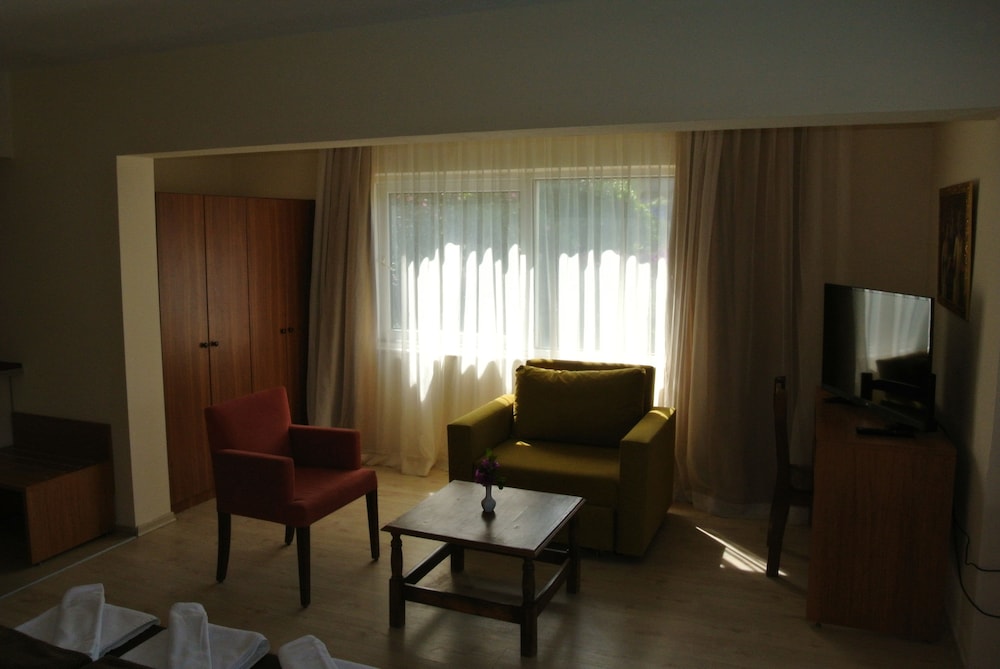 Begonville Hotel — Rooms in Marmaris, Mugla