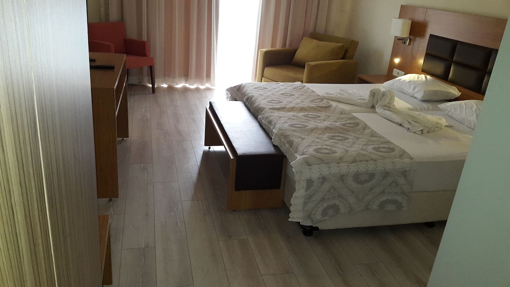 Begonville Hotel — Rooms in Marmaris, Mugla