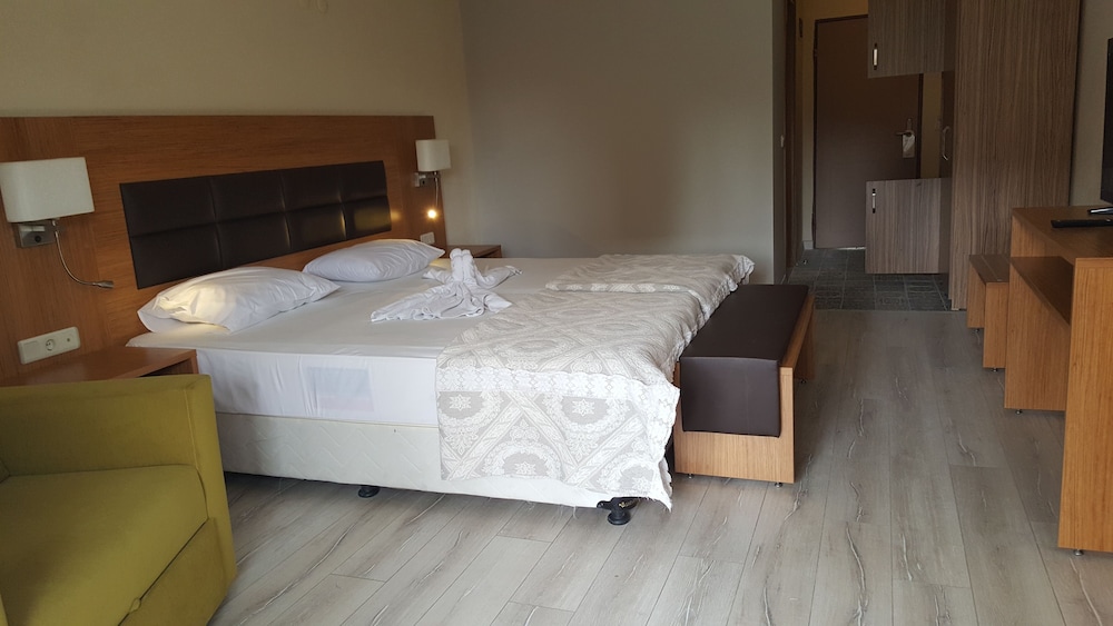 Begonville Hotel — Rooms in Marmaris, Mugla