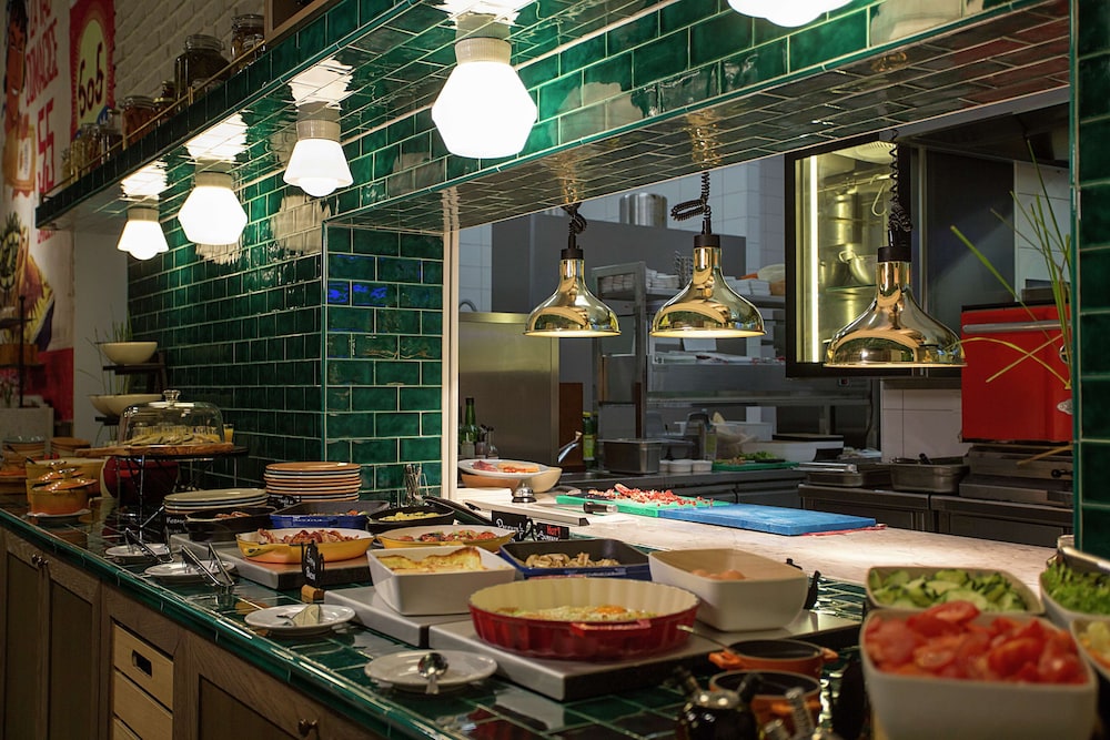 Canopy by Hilton Zagreb - City Centre — Restaurant & bars in Zagreb, Zagreb (city)