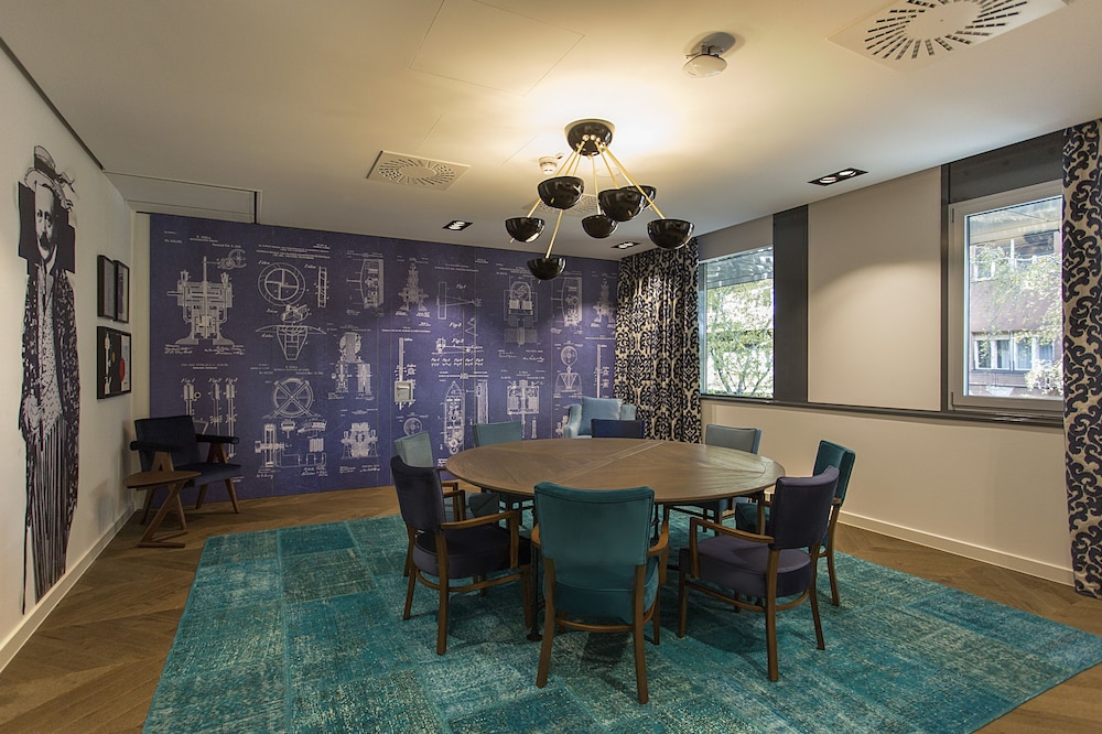 Canopy by Hilton Zagreb - City Centre — Hotel rooms in Zagreb, Zagreb (city)