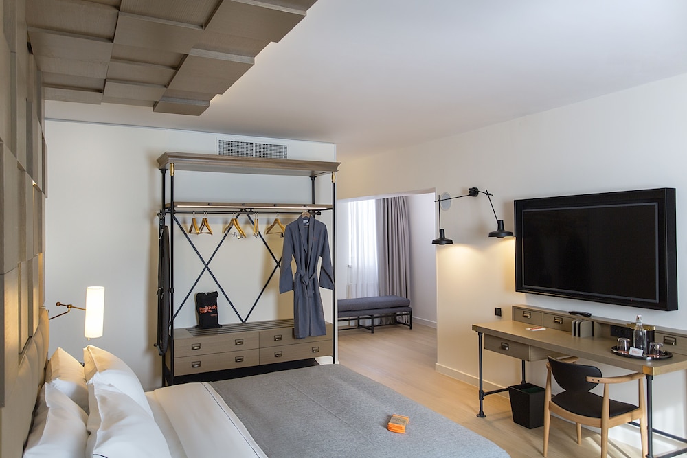 Canopy by Hilton Zagreb - City Centre — Hotel rooms in Zagreb, Zagreb (city)