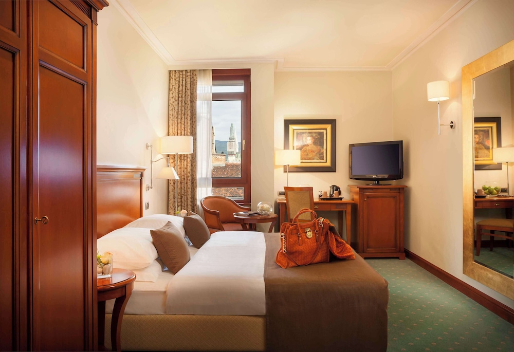 Best Western Premier Hotel Astoria — Hotel rooms in Zagreb, Zagreb (city)