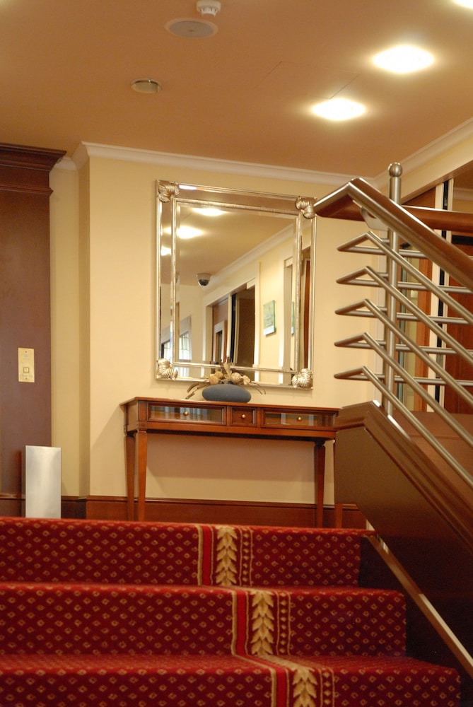 Best Western Premier Hotel Astoria — Hotel building in Zagreb, Zagreb (city)