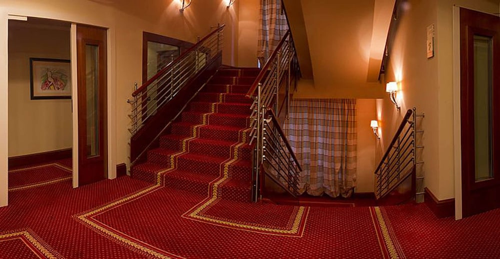 Best Western Premier Hotel Astoria — Hotel building in Zagreb, Zagreb (city)