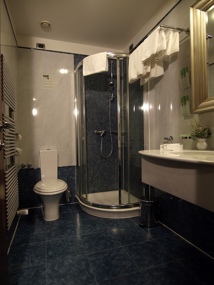 Best Western Premier Hotel Astoria — Hotel rooms in Zagreb, Zagreb (city)