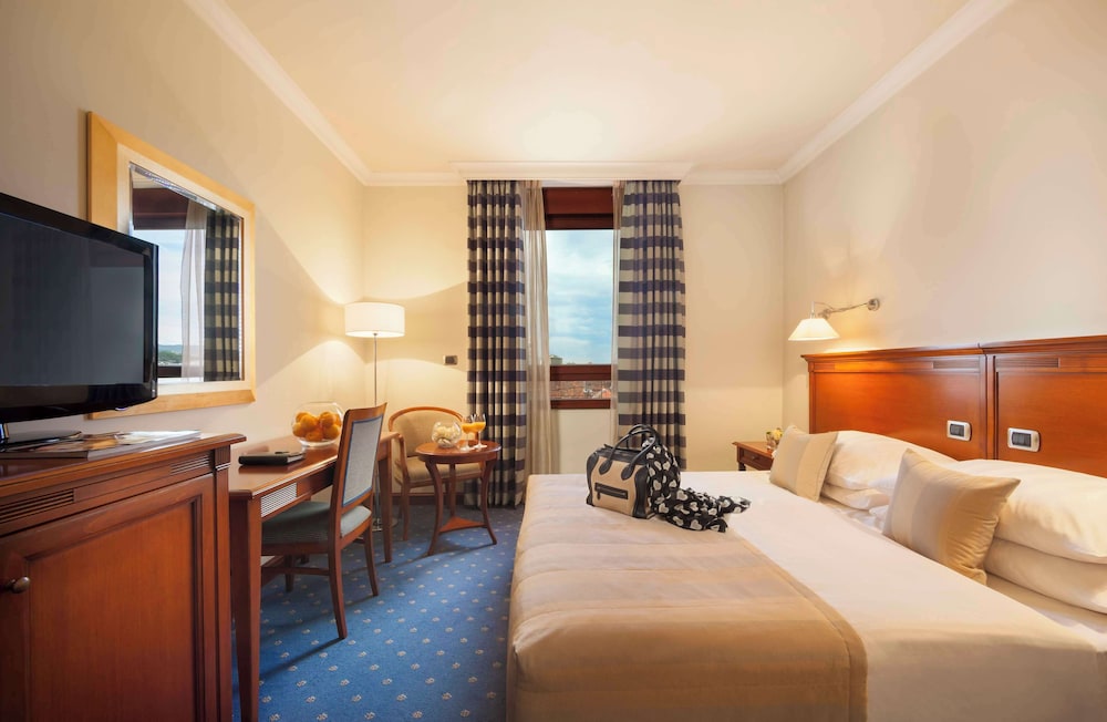Best Western Premier Hotel Astoria — Hotel rooms in Zagreb, Zagreb (city)