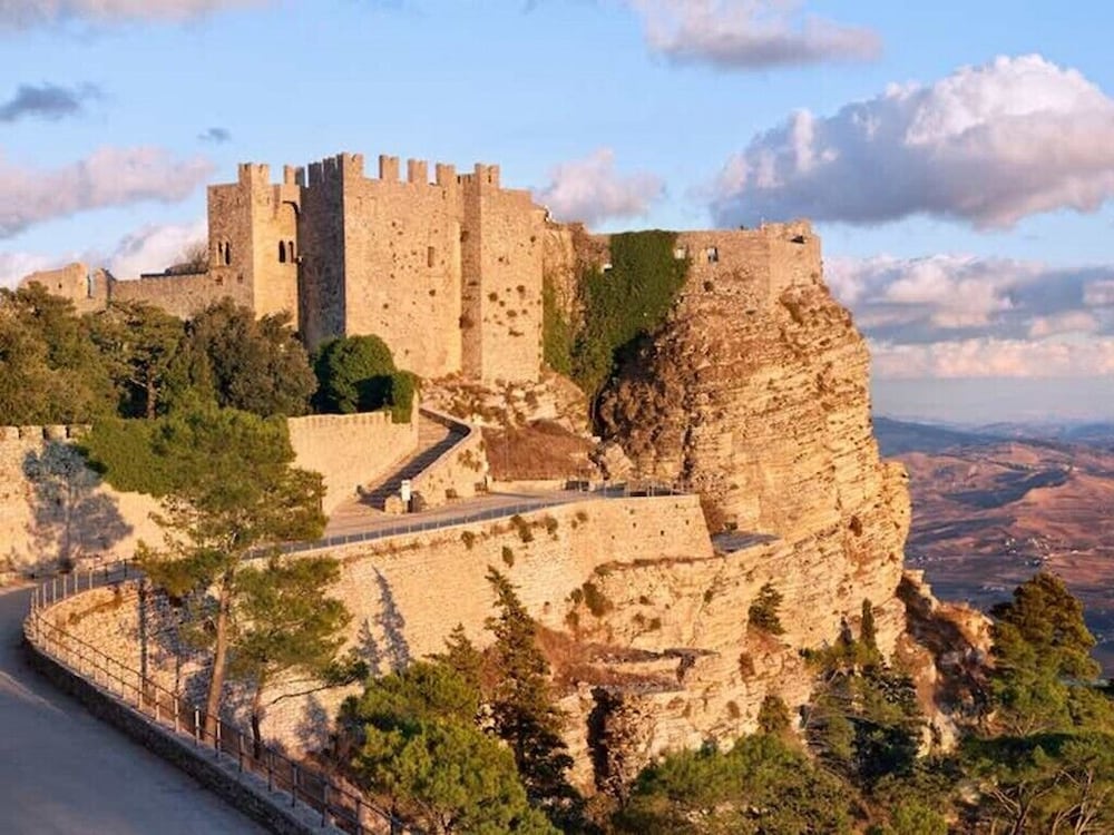 Hotel Punta Nord - Est — Attractions in the area in Castellammare del Golfo, Sicily