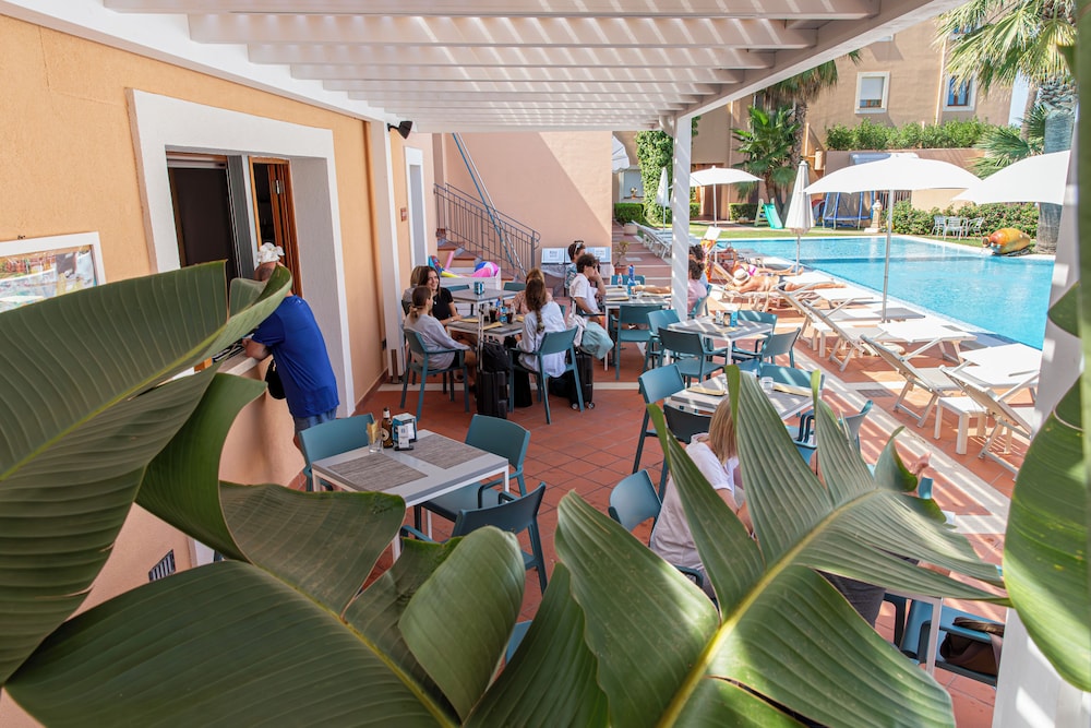 Hotel Punta Nord - Est — Restaurant & bars in Castellammare del Golfo, Sicily