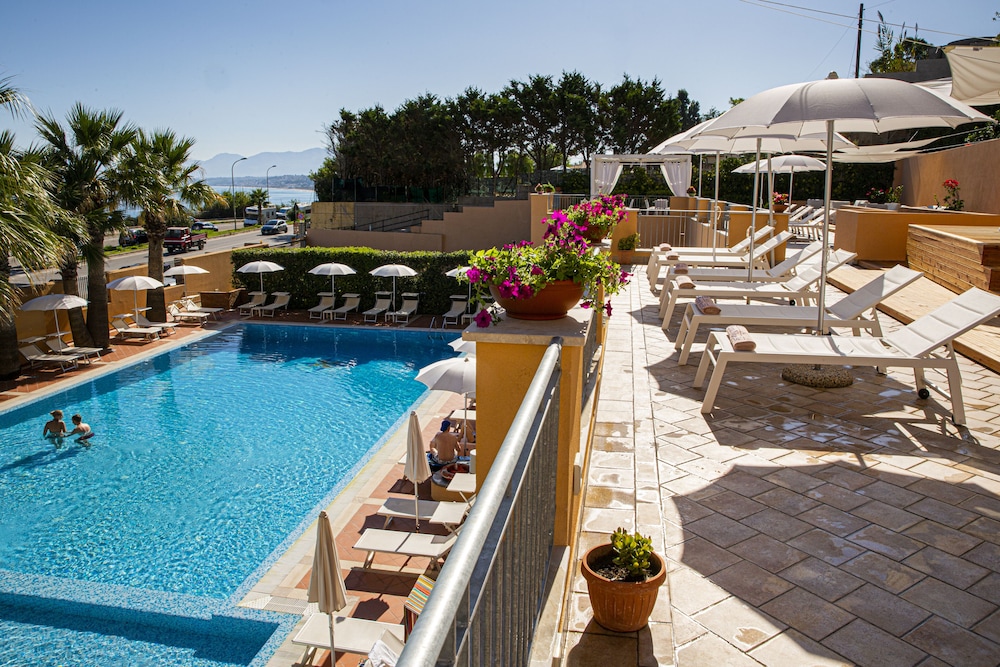 Hotel Punta Nord - Est — Swimming pool in Castellammare del Golfo, Sicily