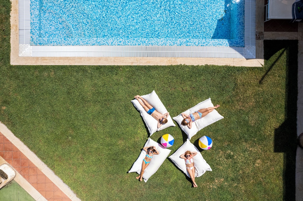 Hotel Punta Nord - Est — Attractions for children in Castellammare del Golfo, Sicily
