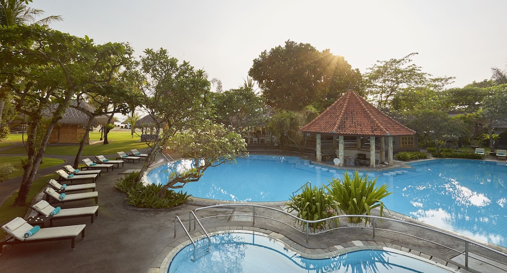 SOL by Melia Benoa Bali - All Inclusive — Swimming pool in Nusa Dua Tanjung Benoa