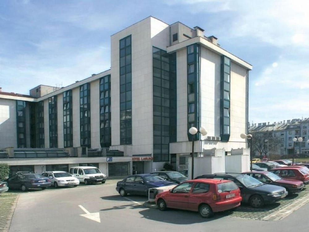 Hotel Laguna