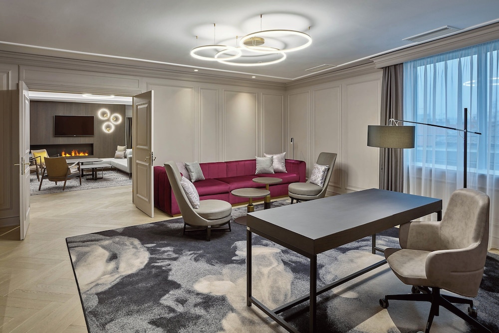 Sheraton Zagreb Hotel — Hotel rooms in Zagreb, Zagreb (city)
