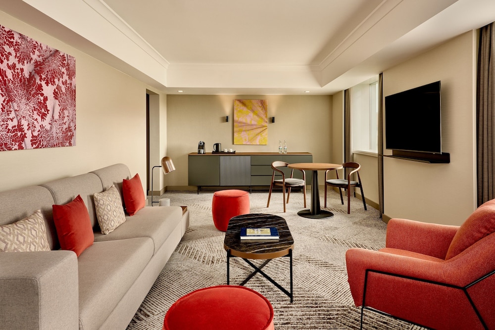 Sheraton Zagreb Hotel — Hotel rooms in Zagreb, Zagreb (city)