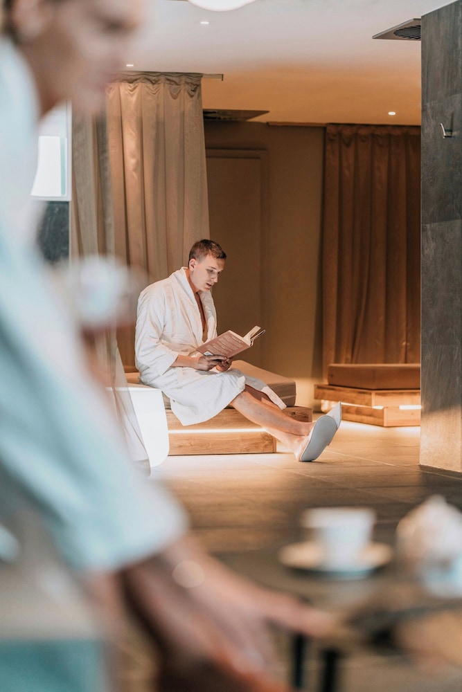 Sheraton Zagreb Hotel — Spa in Zagreb, Zagreb (city)
