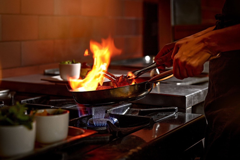 Sheraton Zagreb Hotel — Restaurant & bars in Zagreb, Zagreb (city)