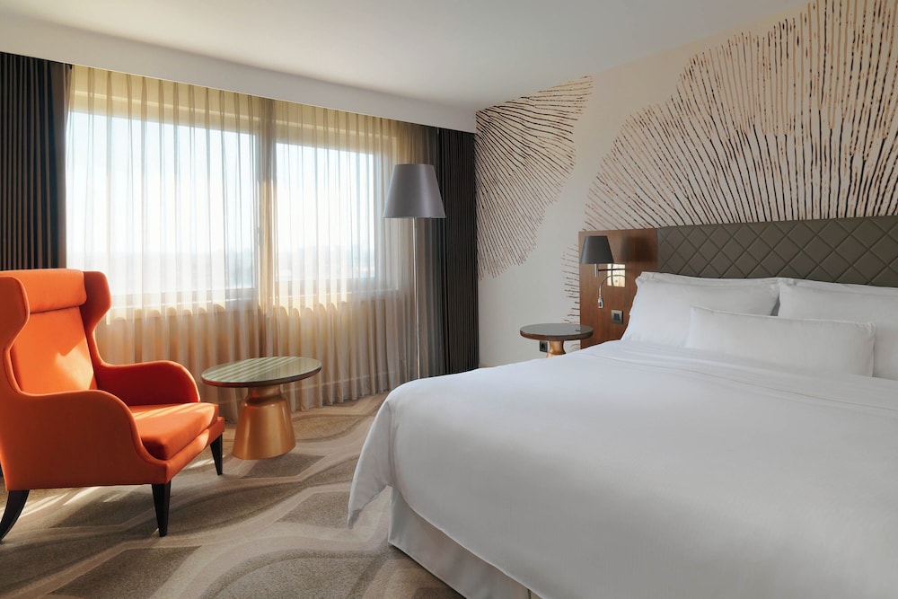 The Westin Zagreb — Hotel rooms in Zagreb, Zagreb (city)