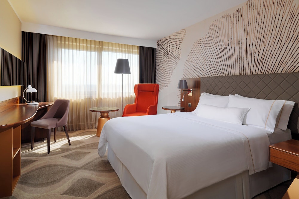 The Westin Zagreb — Hotel rooms in Zagreb, Zagreb (city)