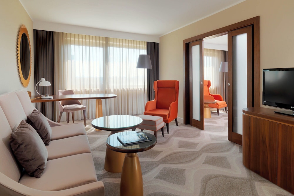 The Westin Zagreb — Hotel rooms in Zagreb, Zagreb (city)