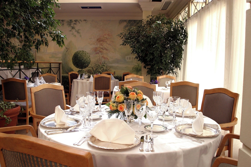 The Westin Zagreb — Restaurant & bars in Zagreb, Zagreb (city)