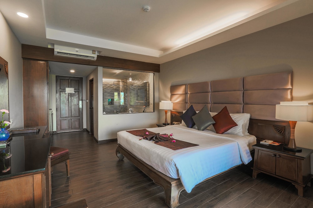 Nora Beach Resort and Spa — Hotel rooms in Bo Phut, Surat Thani