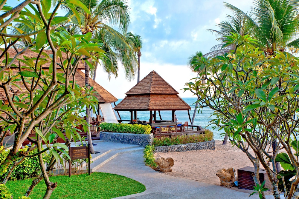Nora Beach Resort and Spa — Beach in Bo Phut, Surat Thani