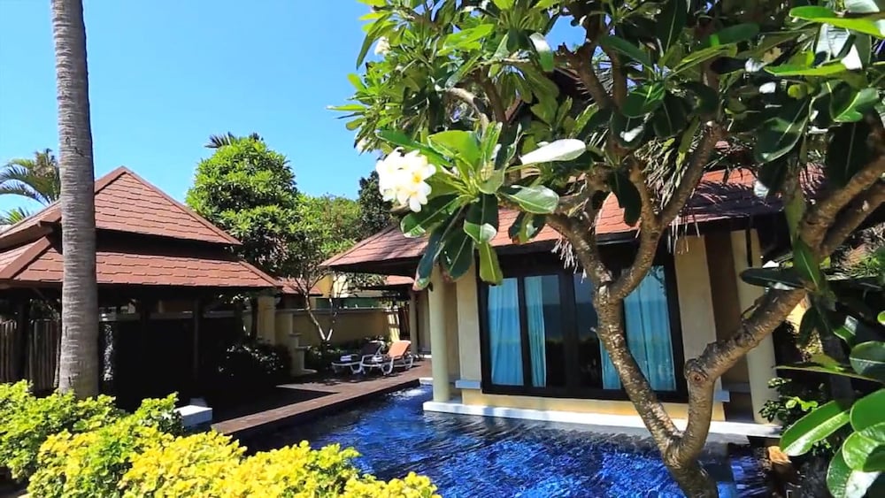 Nora Beach Resort and Spa — Swimming pool in Bo Phut, Surat Thani