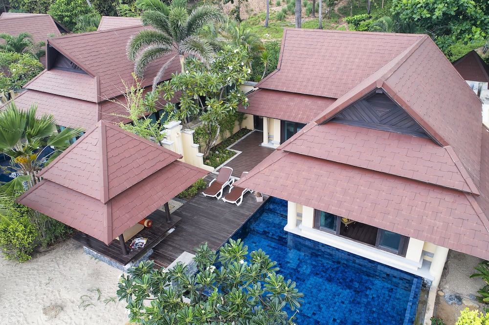 Nora Beach Resort and Spa — Hotel building in Bo Phut, Surat Thani