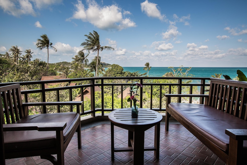 Nora Beach Resort and Spa — Hotel building in Bo Phut, Surat Thani
