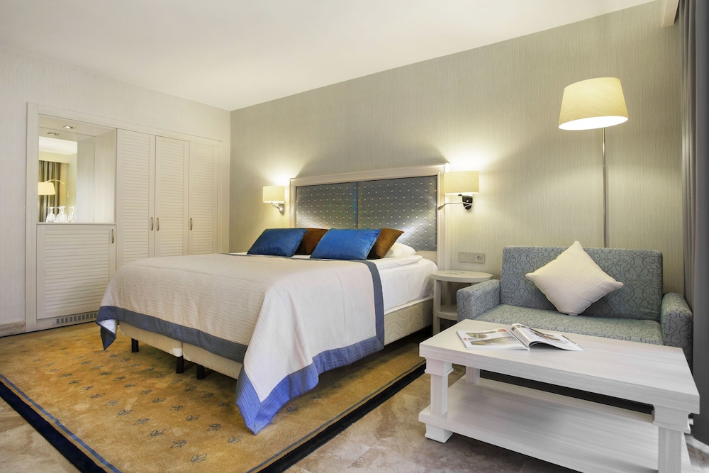 Martı Myra - All Inclusive — Hotel rooms in Kemer