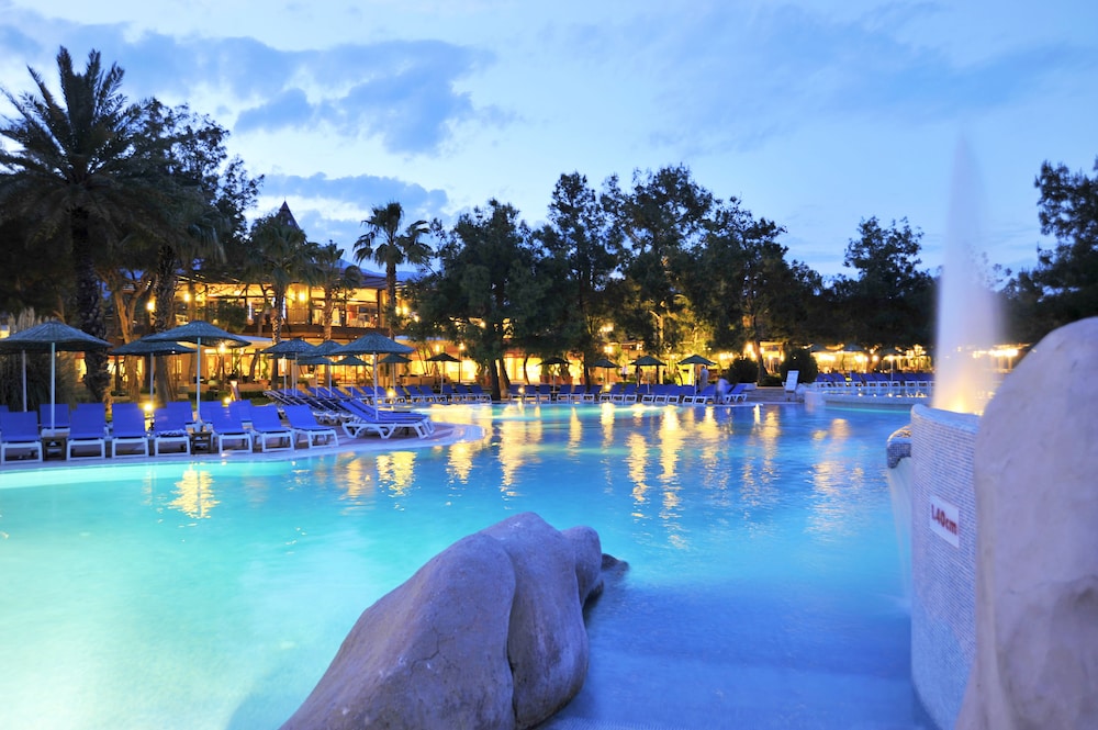 Martı Myra - All Inclusive — Swimming pool in Kemer