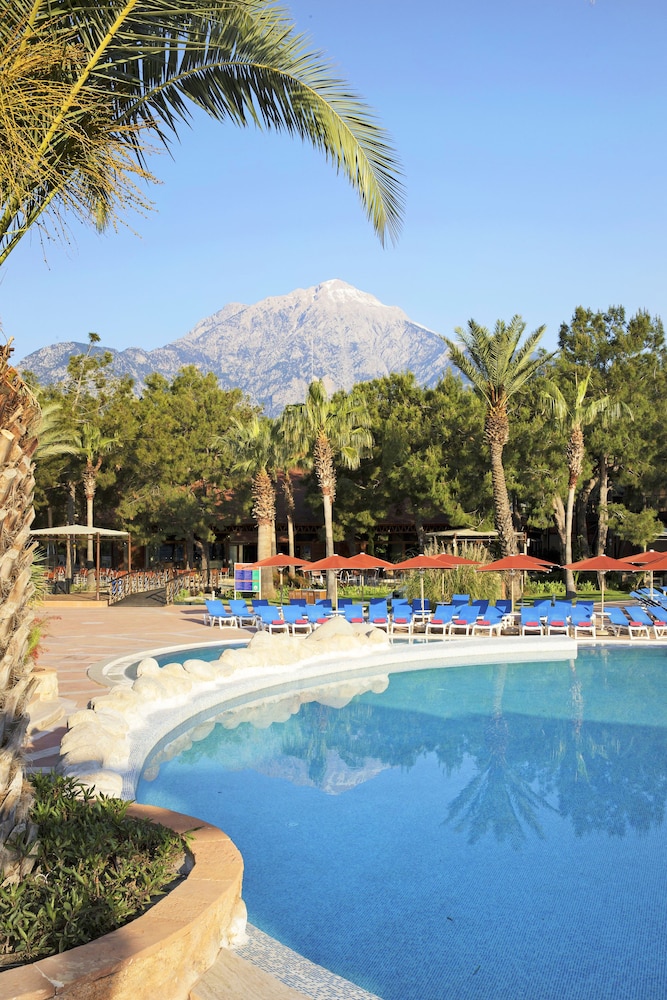 Martı Myra - All Inclusive — Swimming pool in Kemer