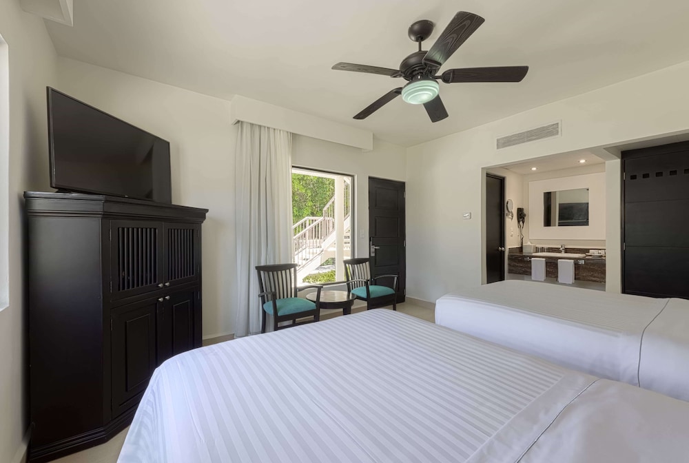 Allegro Playacar - All Inclusive — Hotel rooms in Playa del Carmen, Quintana Roo