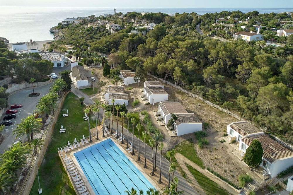 Iberostar Waves Cala Domingos -All Inclusive — Swimming pool in Calas de Mallorca, Balearic Islands
