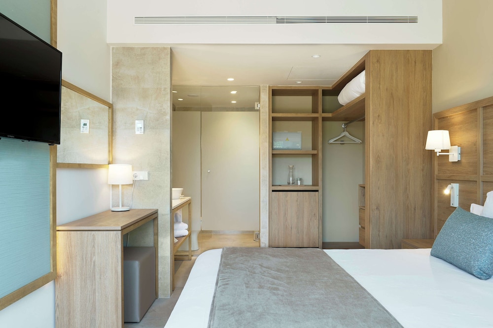 Iberostar Waves Cala Domingos -All Inclusive — Hotel rooms in Calas de Mallorca, Balearic Islands