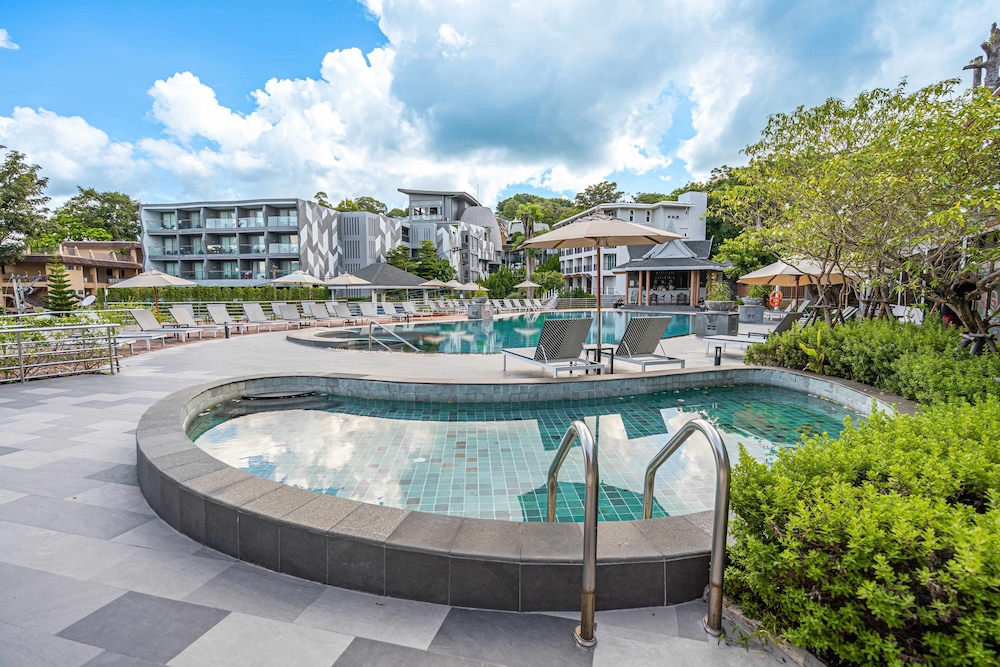 Orchidacea Resort — Swimming pool in Karon, Phuket Province