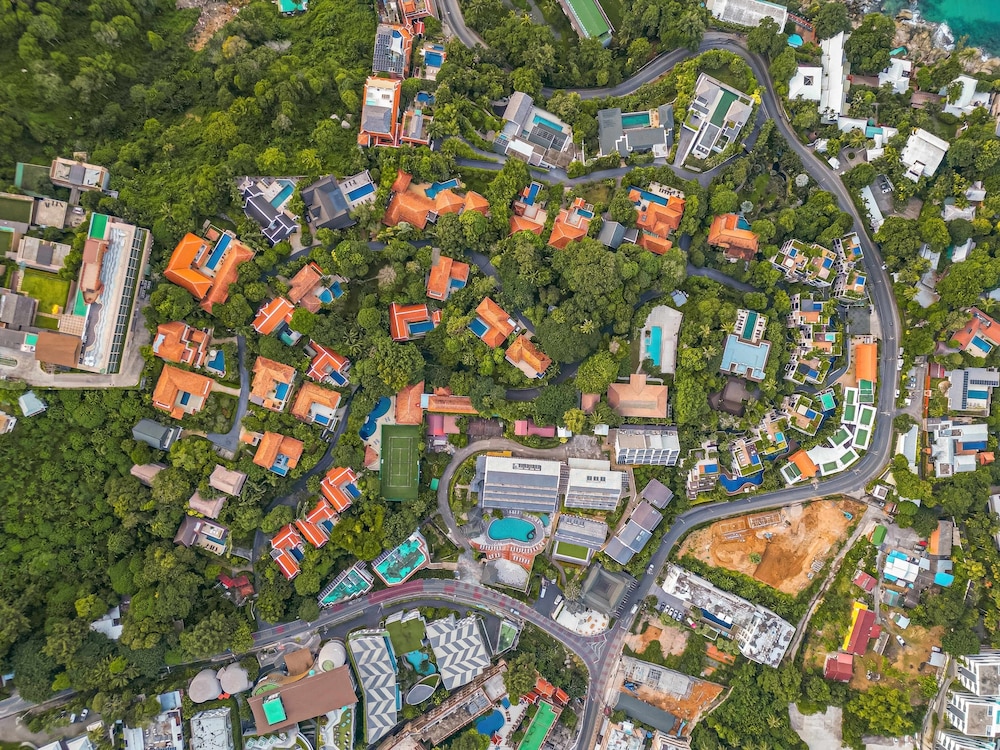 Orchidacea Resort — Hotel building in Karon, Phuket Province