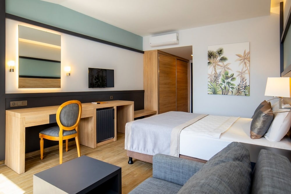 Club Dizalya Hotel — Hotel rooms in Alanya