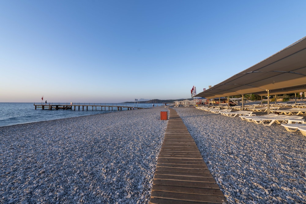 Armas Labada — Beach in Kemer