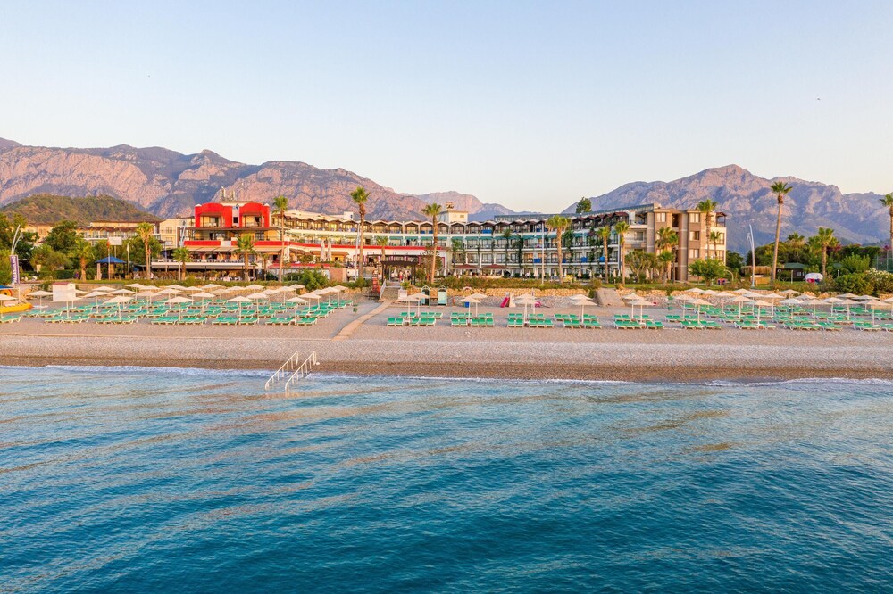 Armas Labada — Beach in Kemer