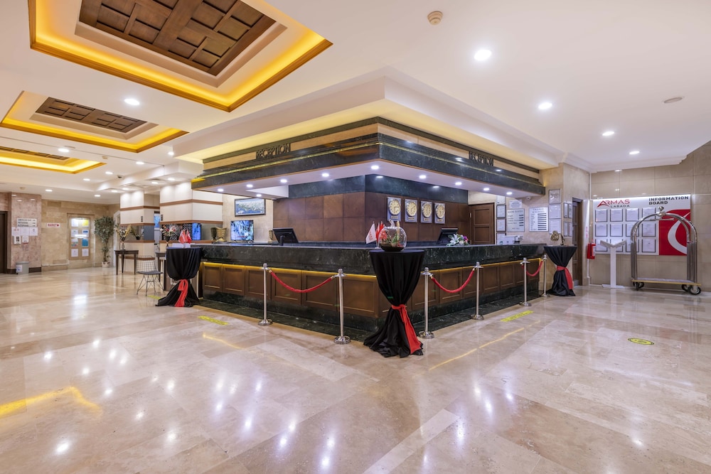Armas Labada — Hotel building in Kemer