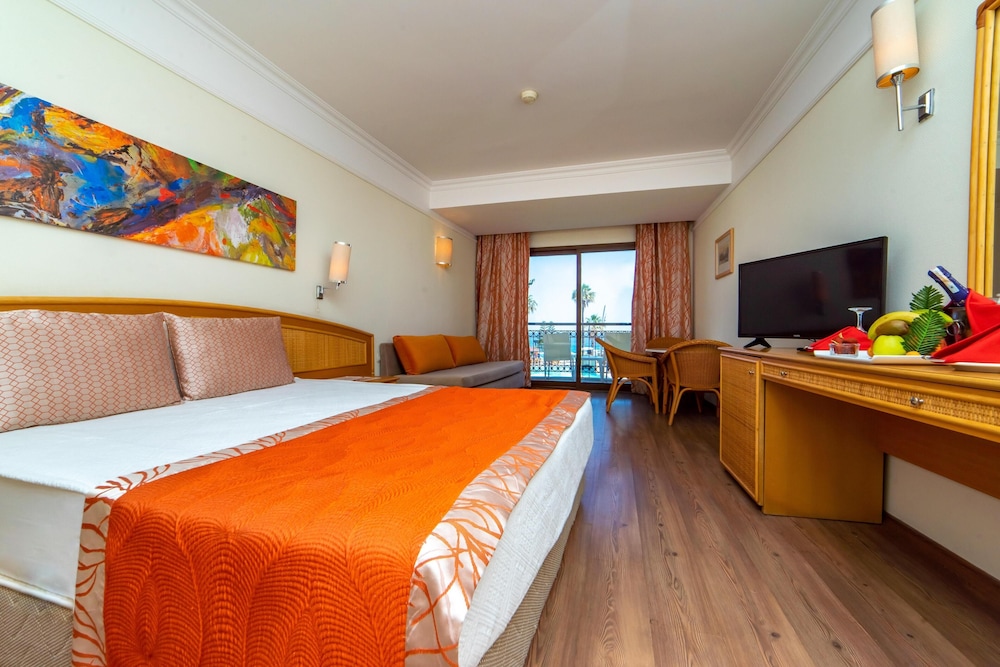 Armas Labada — Hotel rooms in Kemer
