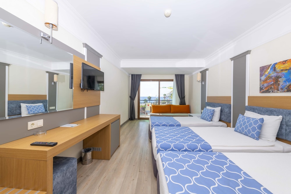 Armas Labada — Hotel rooms in Kemer