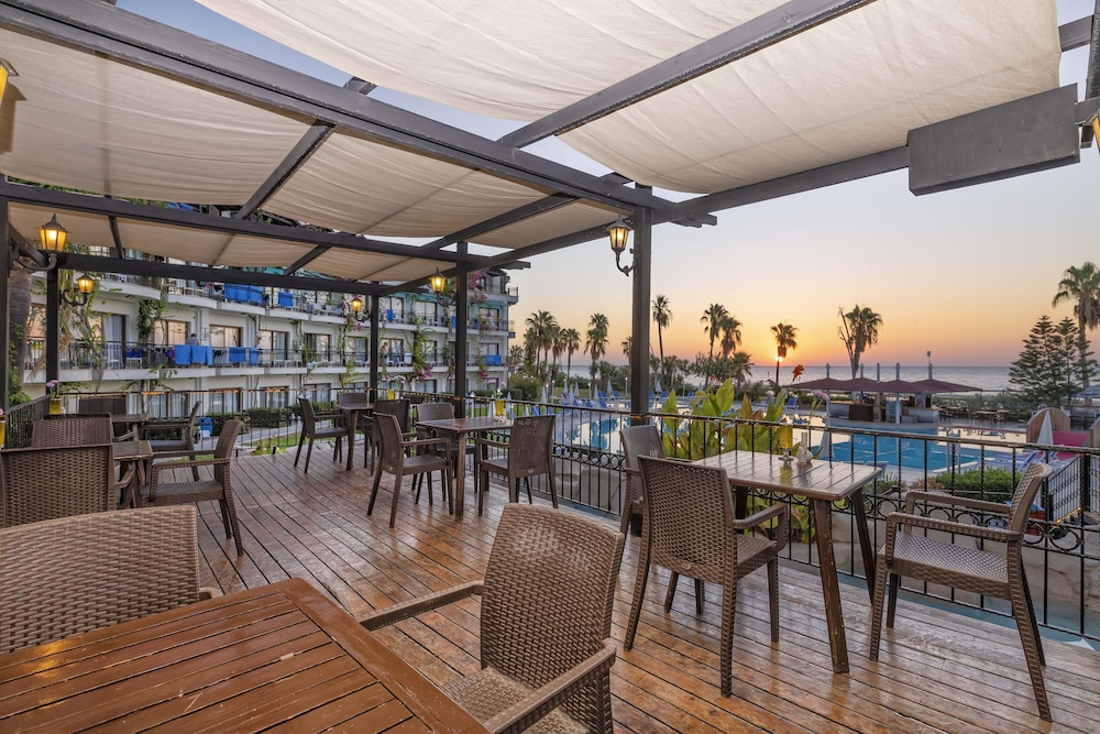 Armas Labada — Hotel rooms in Kemer