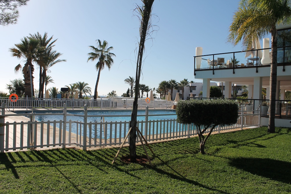 Parador de Mojácar — Swimming pool in Mojacar, Andalusia